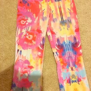 Gorgeous, Onzie hot yoga leggings.